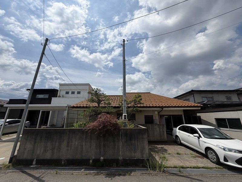 288 m² land in Kanazawa, Ishikawa - Photo 1