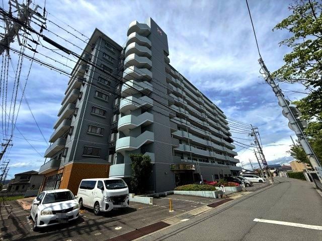 3LDK apartment in Iwade, Wakayama - Photo 1
