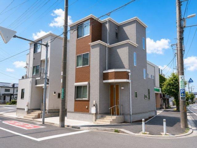 4LDK house in Kawaguchi, Saitama - Photo 1