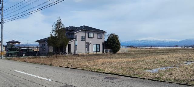 343 m² land in Komatsu, Ishikawa - Photo 1