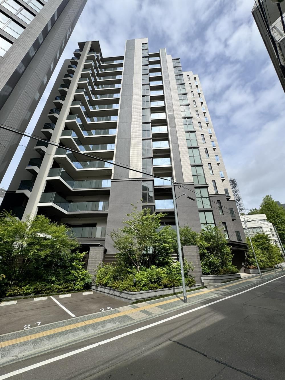 3LDK apartment in Aoba Ward, Sendai, Miyagi - Photo 1