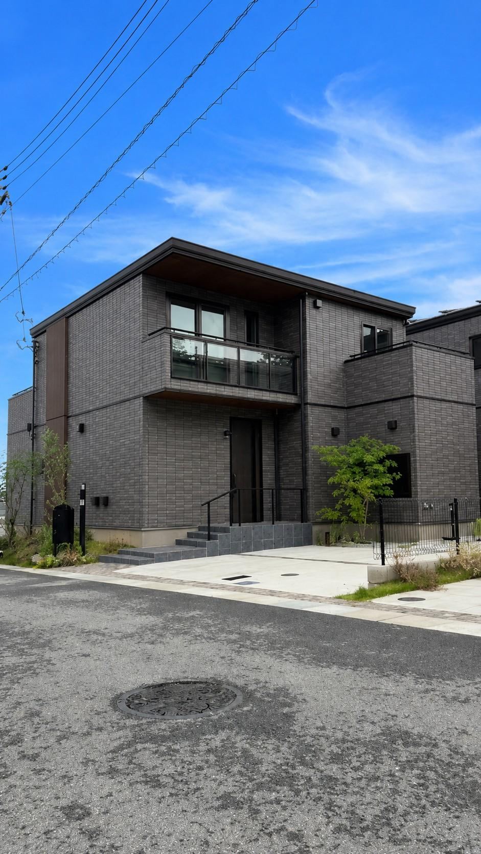 4LDK house in Ikoma, Nara - Photo 1