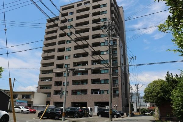 3LDK apartment in Fukui, Fukui - Photo 1