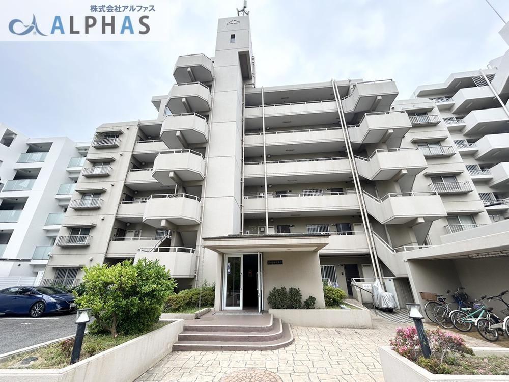 1LDK+S apartment in Tarumi Ward, Kobe, Hyogo - Photo 1