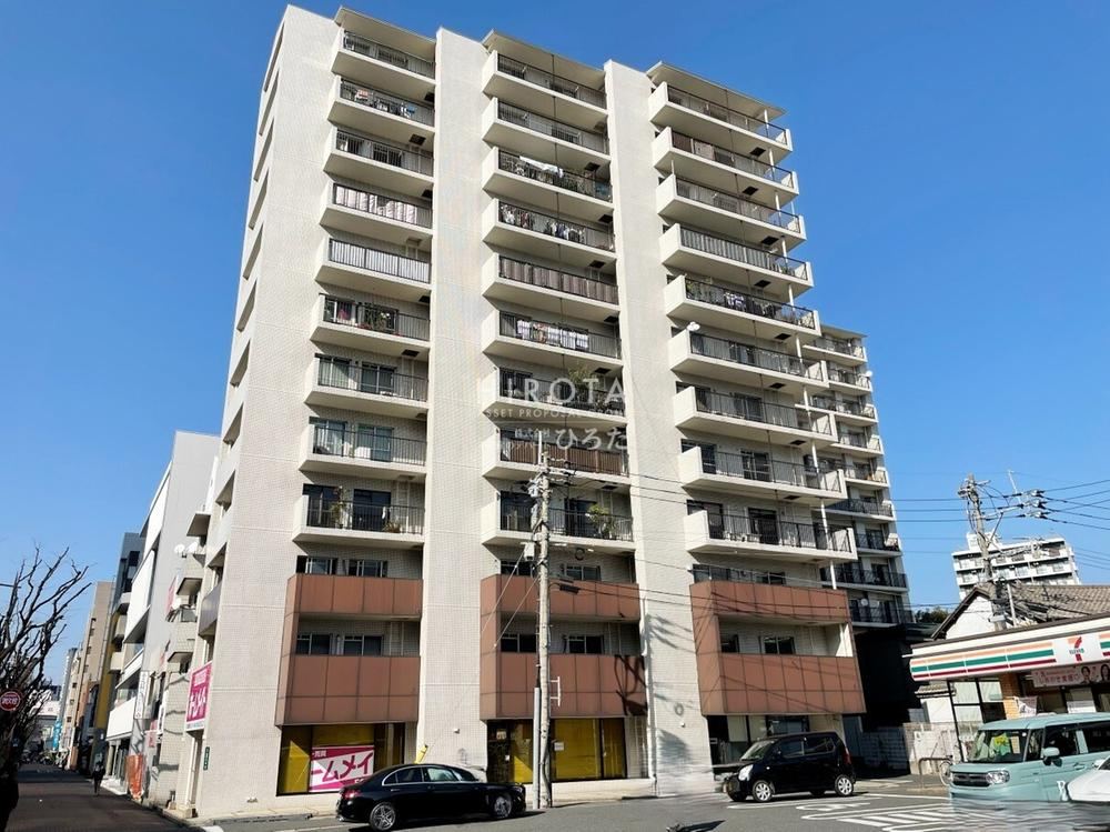 3LDK+S apartment in Kokurakita Ward, Kitakyushu, Fukuoka - Photo 1