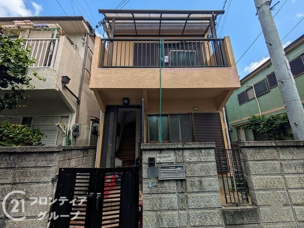 3LDK house in Higashinada Ward, Kobe, Hyogo - Photo 1