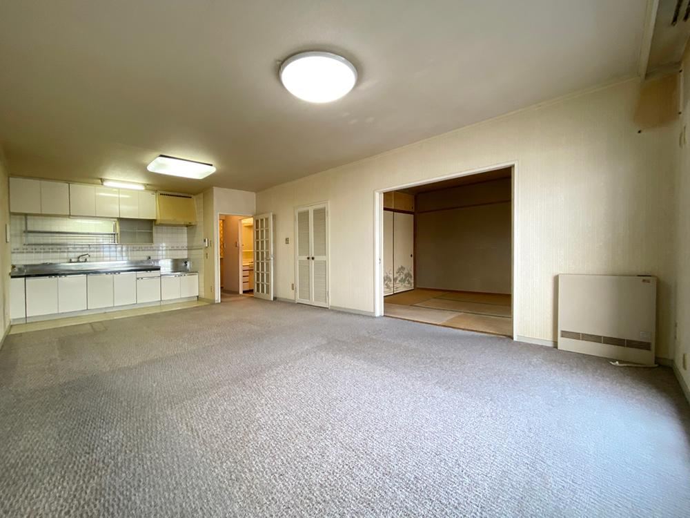 3LDK apartment in Atsugi, Kanagawa - Photo 1