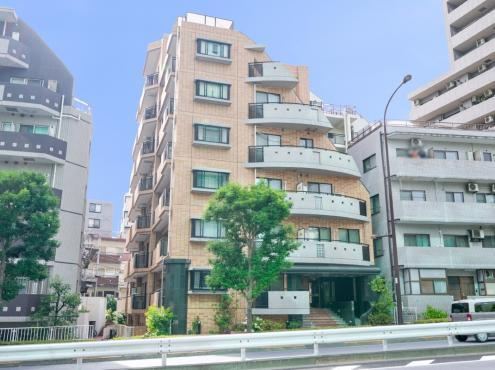 1LDK apartment in Meguro Ward, Tokyo - Photo 1