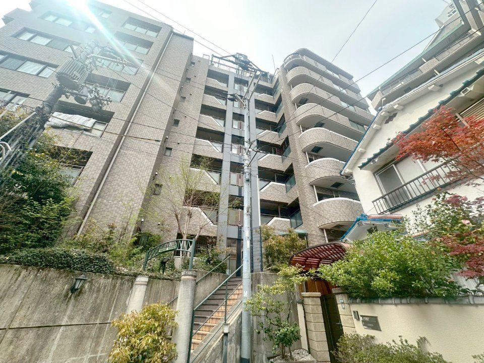 1LDK apartment in Chuo Ward, Kobe, Hyogo - Photo 1