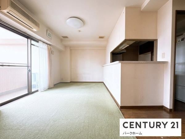 4LDK apartment in Otsu, Shiga - Photo 1