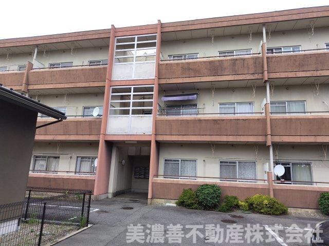 1DK apartment in Gifu, Gifu - Photo 1