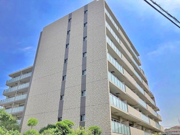 2LDK+S apartment in Adachi Ward, Tokyo - Photo 1