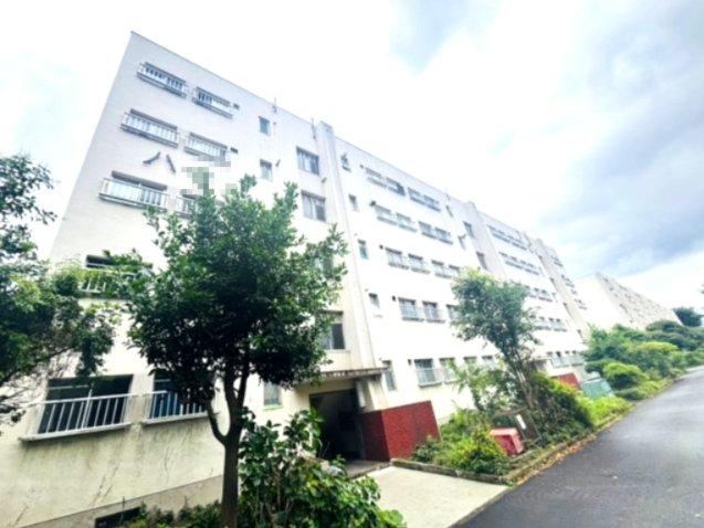 3K apartment in Chofu, Tokyo - Photo 1