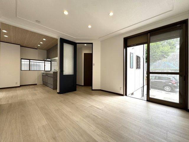 4LDK house in Nishi Ward, Kobe, Hyogo - Photo 1