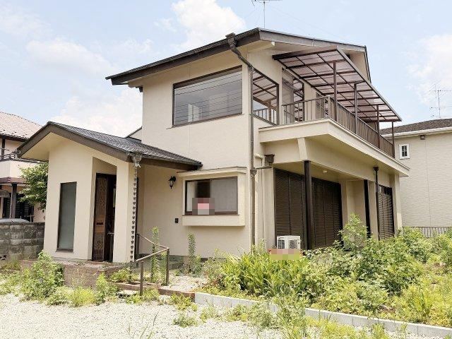 4LDK house in Kazo, Saitama - Photo 1
