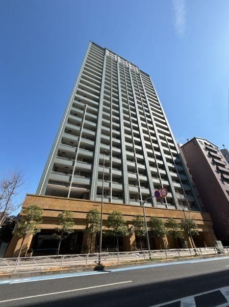 2LDK apartment in Toshima Ward, Tokyo - Photo 1