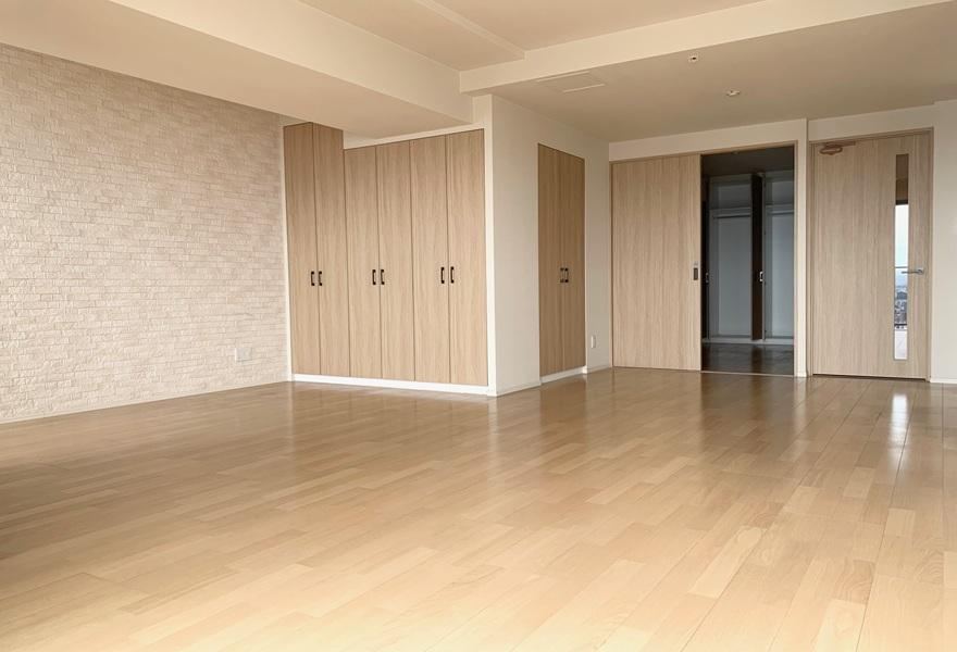 2LDK apartment in Nishi Ward, Osaka - Photo 1