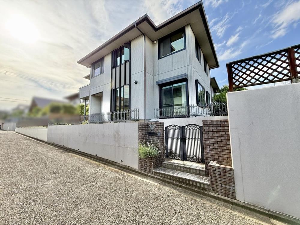 4LDK house in Koryo, Kitakatsuragi District, Nara - Photo 1