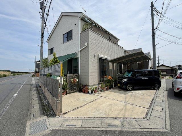 4LDK house in Misato, Saitama - Photo 1