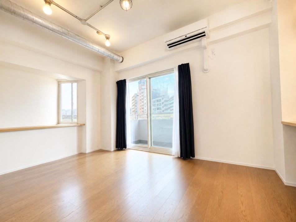 1K apartment in Shibuya Ward, Tokyo - Photo 1