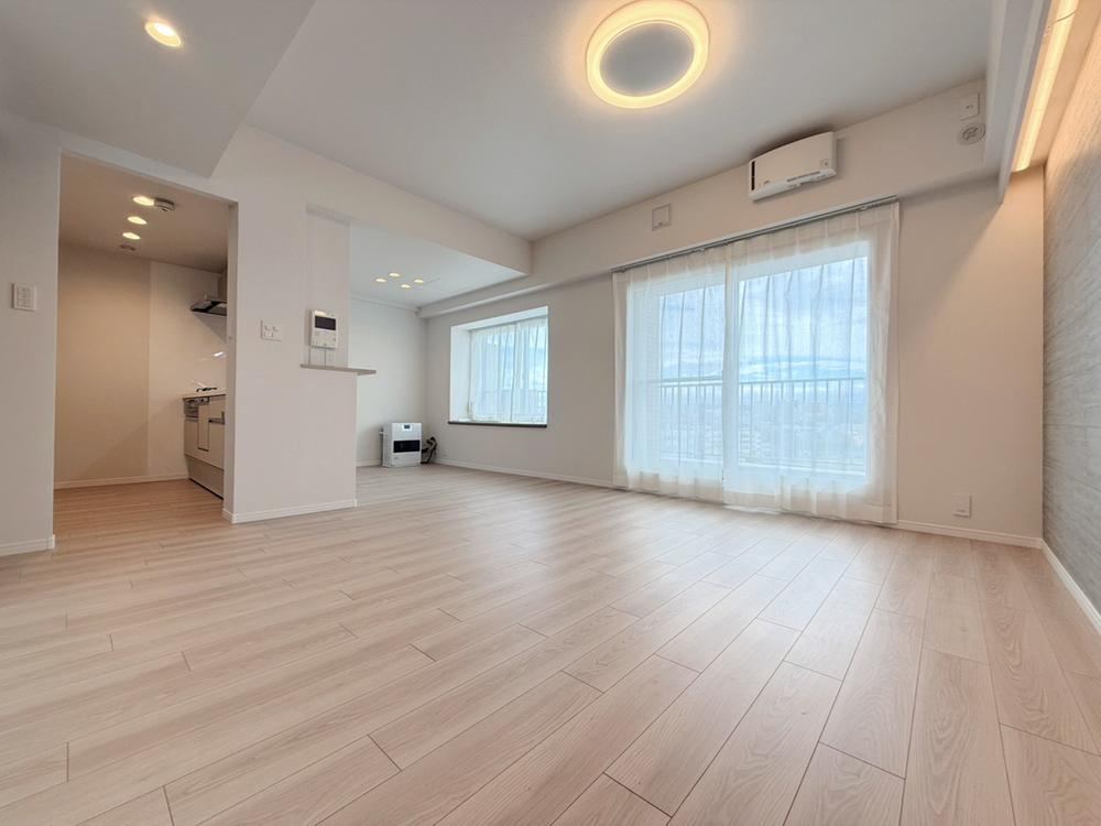 3LDK apartment in Shiroishi Ward, Sapporo, Hokkaido - Photo 1