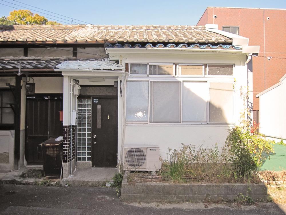 2K house in Hyogo Ward, Kobe, Hyogo - Photo 1