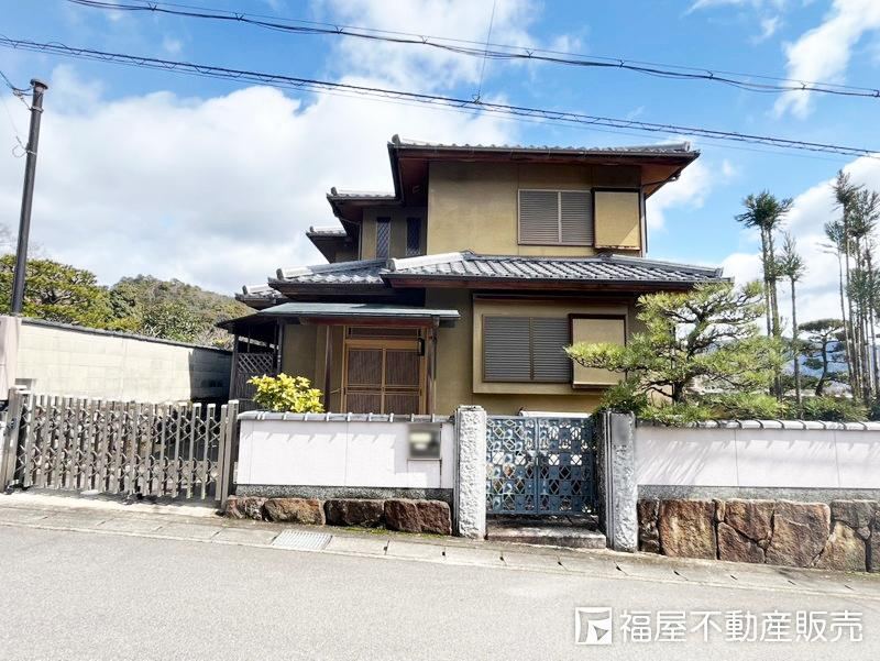 7LDK house in Yamashina Ward, Kyoto - Photo 1
