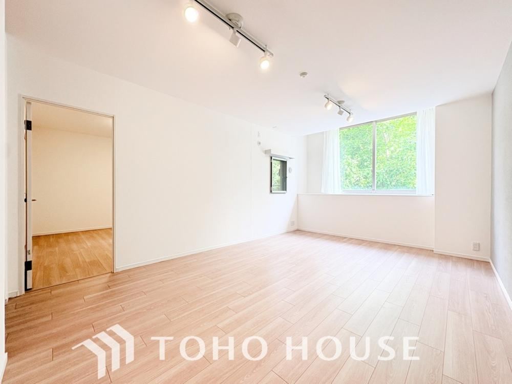 3LDK+S apartment in Mihama Ward, Chiba - Photo 1