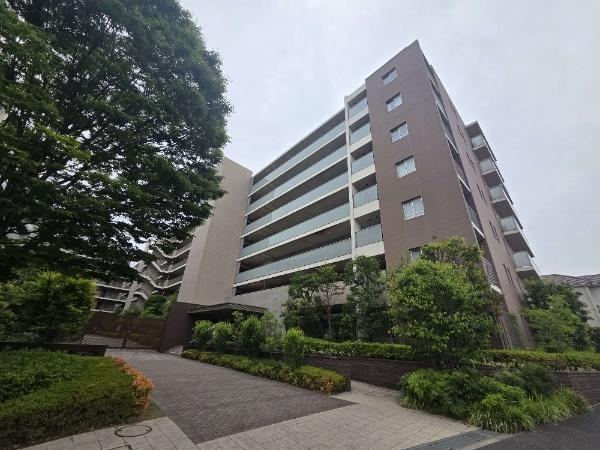 3LDK apartment in Funabashi, Chiba - Photo 1