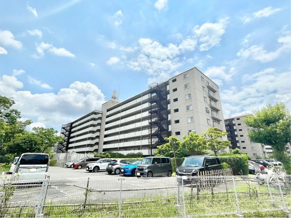 3LDK apartment in Chuo Ward, Chiba - Photo 1
