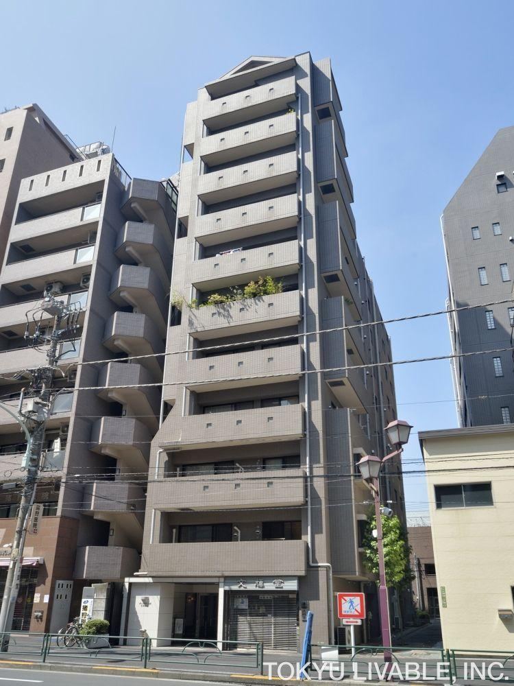 3LDK apartment in Bunkyo Ward, Tokyo - Photo 1