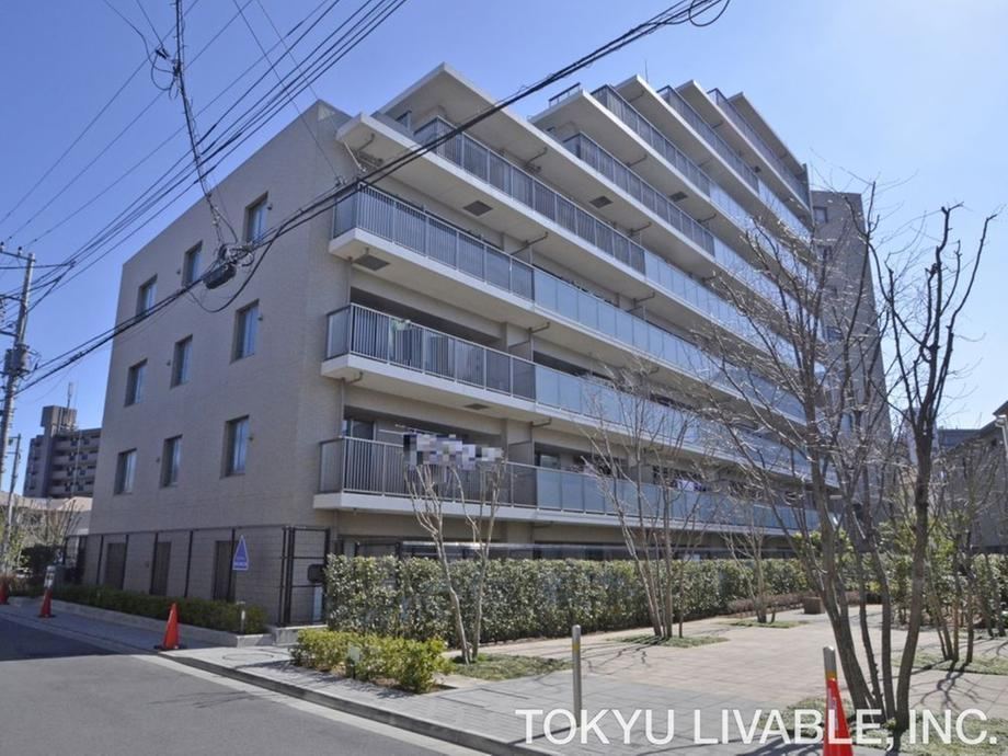 3LDK apartment in Asaka, Saitama - Photo 1