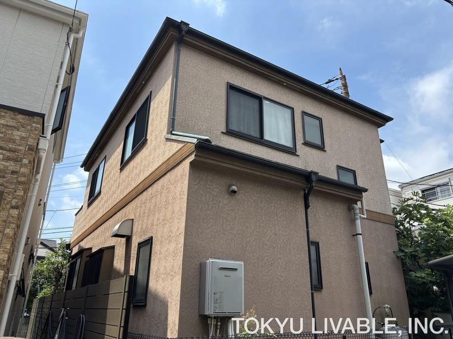 4LDK house in Adachi Ward, Tokyo - Photo 1