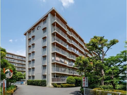 3LDK apartment in Sakae Ward, Yokohama, Kanagawa - Photo 1
