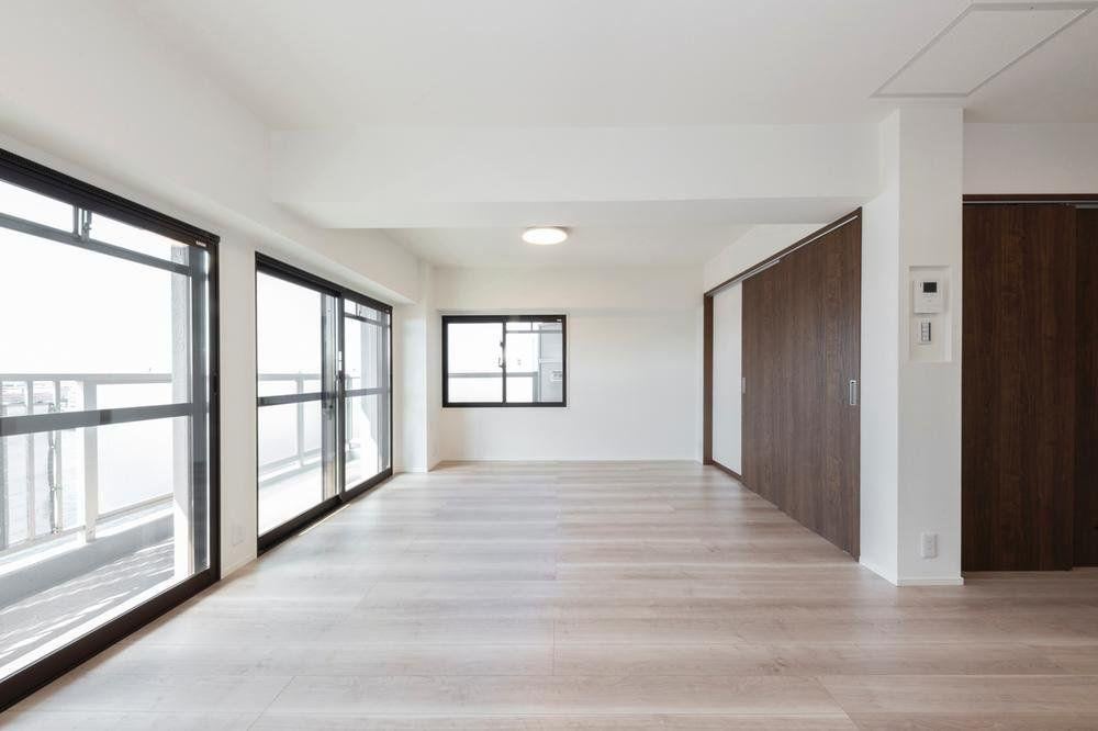2LDK apartment in Nishiyodogawa Ward, Osaka - Photo 1