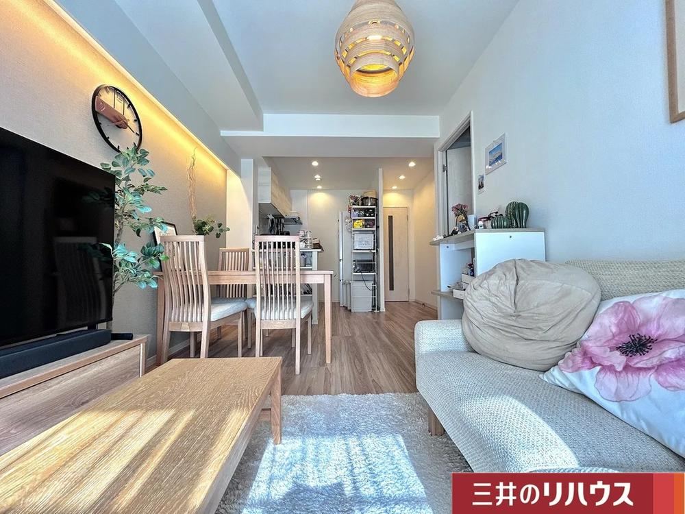 2LDK apartment in Totsuka Ward, Yokohama, Kanagawa - Photo 1