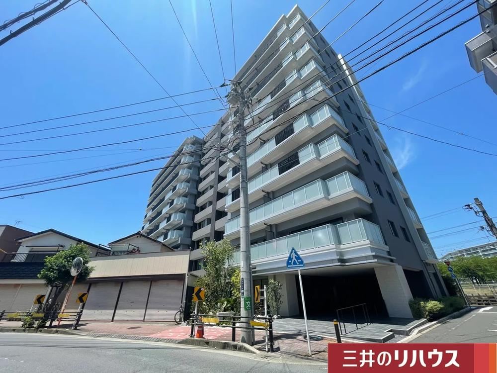 2LDK apartment in Chigasaki, Kanagawa - Photo 1