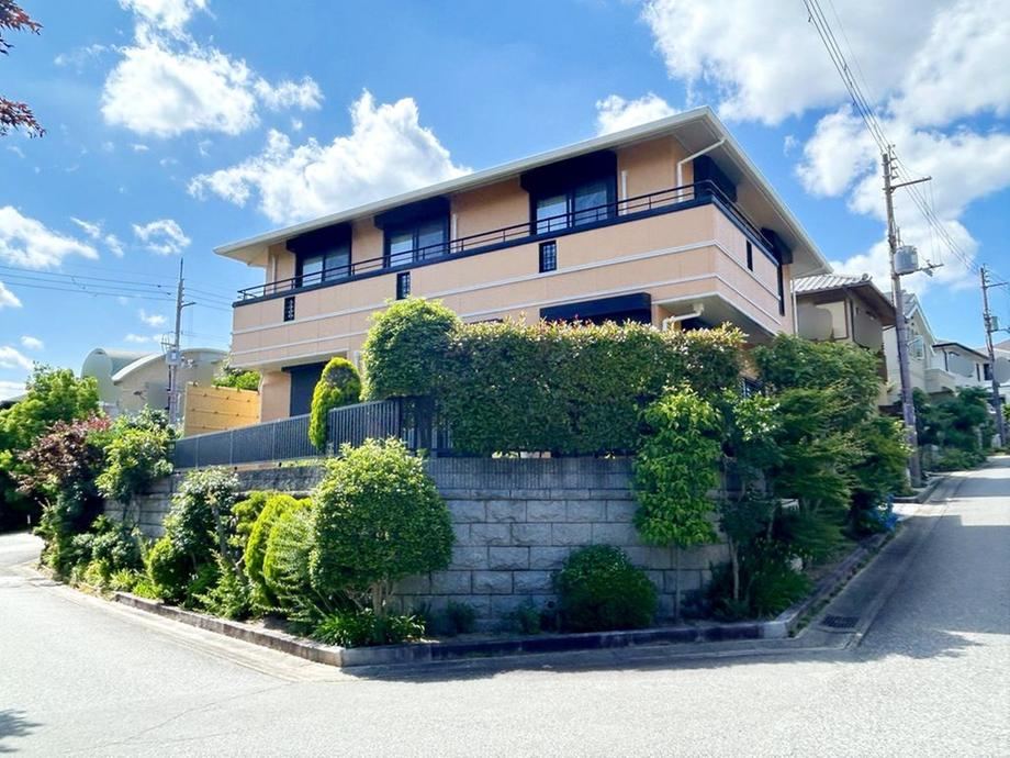 5LDK+S house in Takarazuka, Hyogo - Photo 1