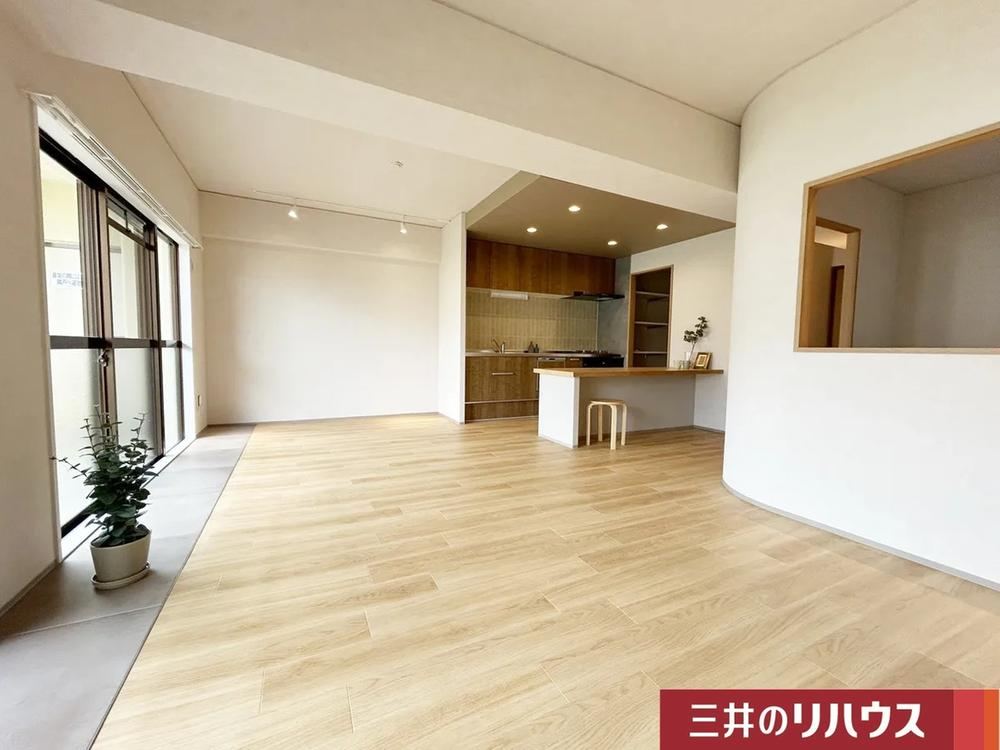 1LDK+S apartment in Takarazuka, Hyogo - Photo 1