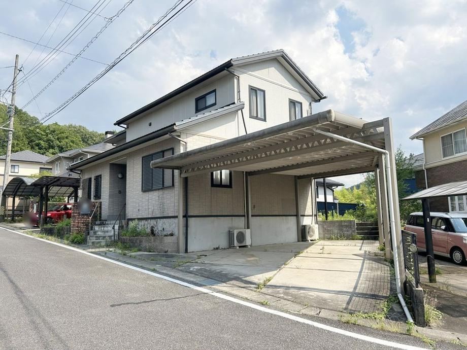 4LDK house in Toyota, Aichi - Photo 1