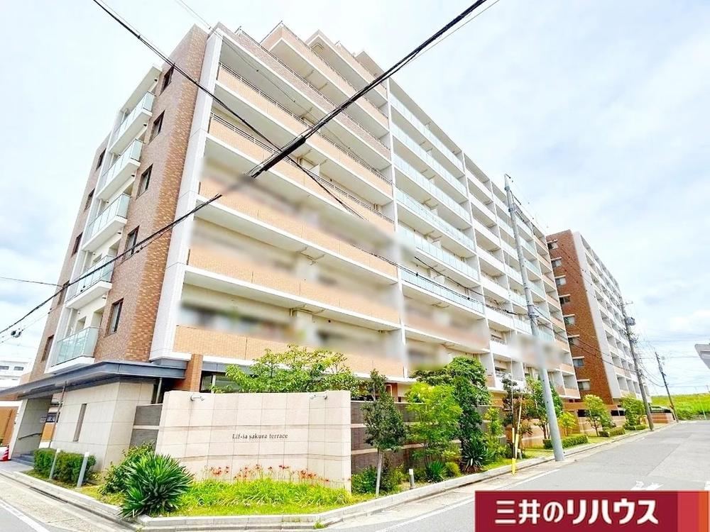 4LDK apartment in Minami Ward, Nagoya, Aichi - Photo 1