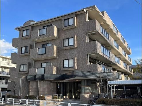 4LDK apartment in Tachikawa, Tokyo - Photo 1