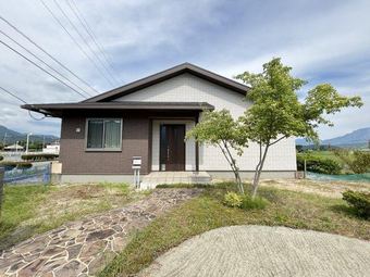 2LDK+S house in Aso