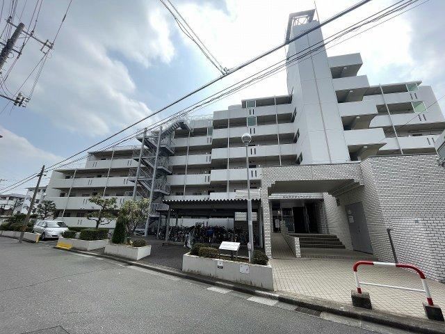 3LDK apartment in Urawa Ward, Saitama - Photo 1