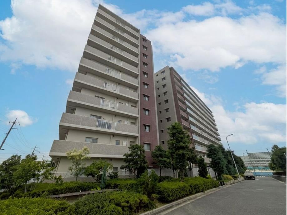 3LDK apartment in Hirano Ward, Osaka - Photo 1
