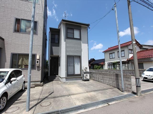 2DK house in Kanazawa, Ishikawa - Photo 1