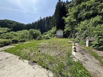 plot of land in Hosu District