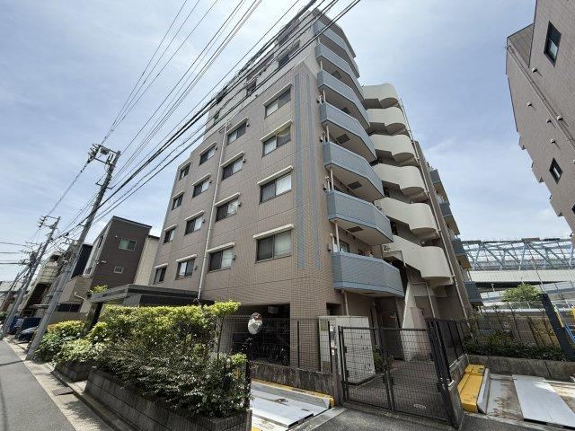 4LDK apartment in Edogawa Ward, Tokyo - Photo 1