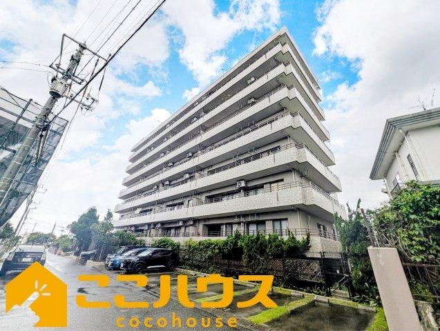 3LDK apartment in Naha, Okinawa - Photo 1