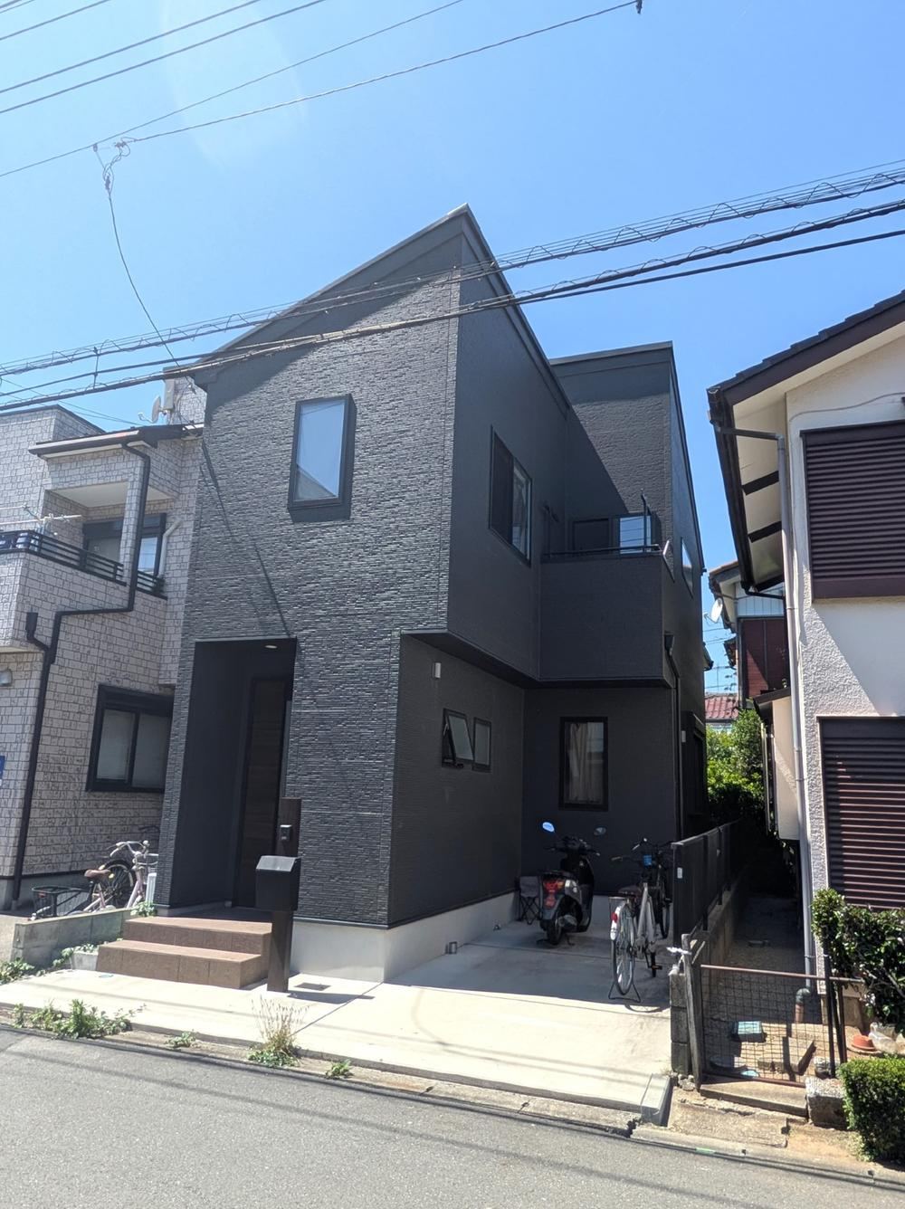 2LDK house in Iwatsuki Ward, Saitama - Photo 1